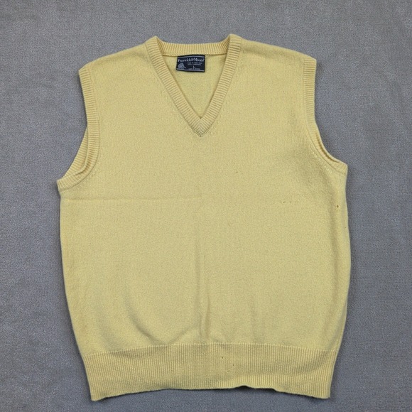 Vintage Preswick & Moore Sweater Mens Large Yellow 100% Lambswool V-Neck Vest — photo 2